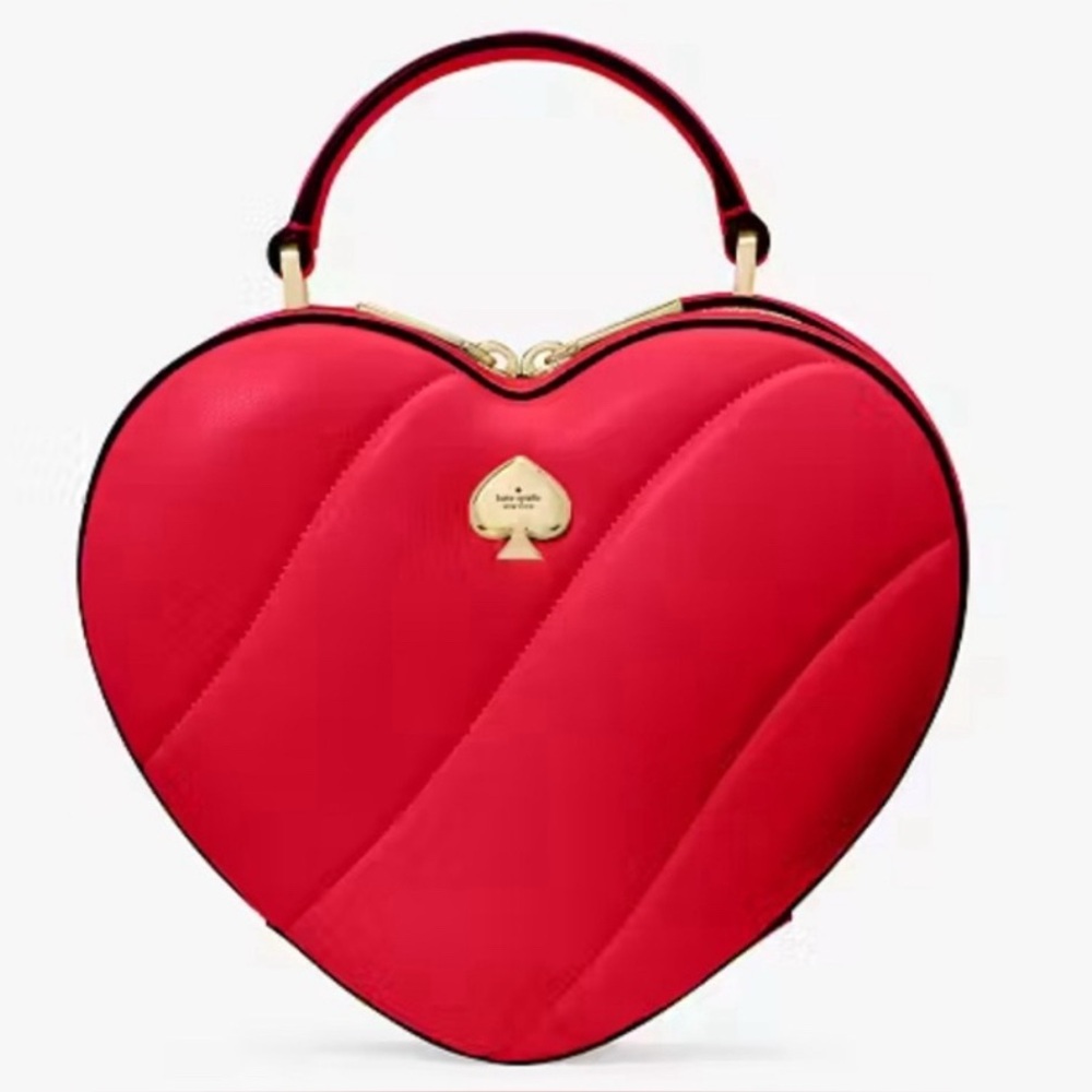 💯 Kate Spade Vibrant Red Heart Clutch